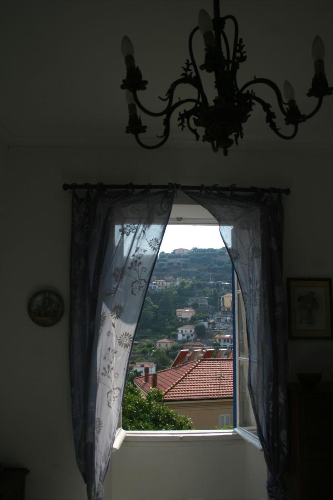 La Casa Di Flora Apartment Sanremo Exterior photo